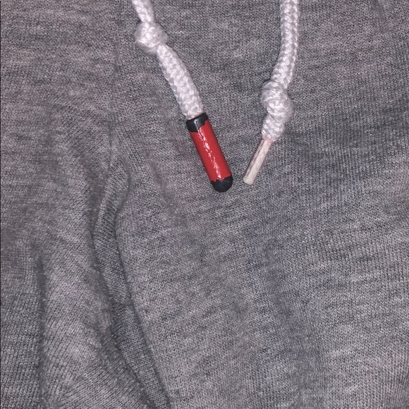 Tommy Hilfiger Sweats - Picture 4 of 5